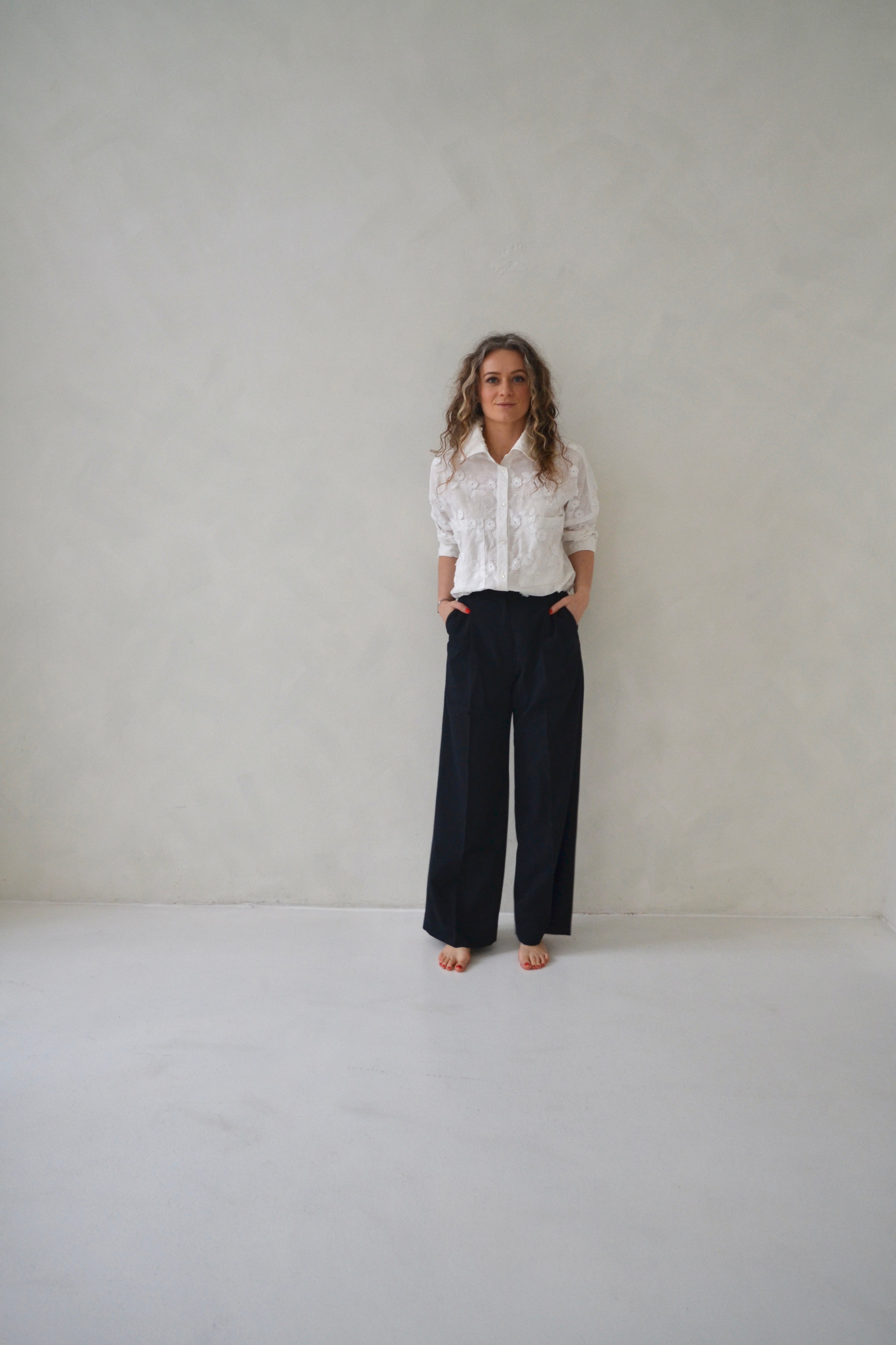 Široké navy kalhoty do pasu